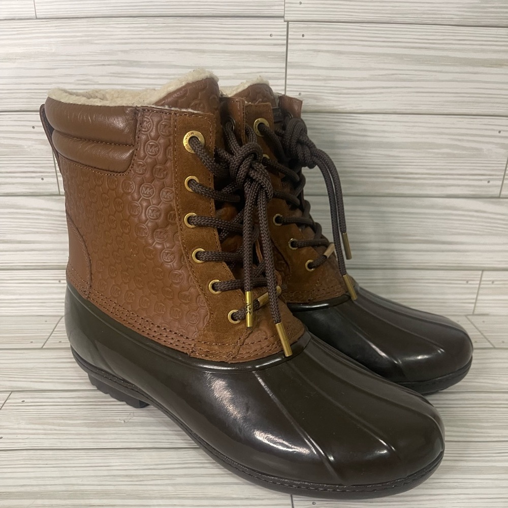 ✨Michael Kors✨Faux Fur Lined Boots